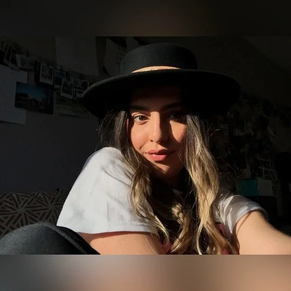 Black Wool Hat - Picture 6 of 6